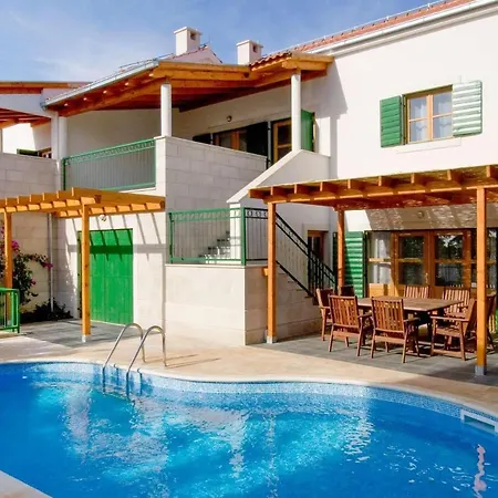 Villa Dane